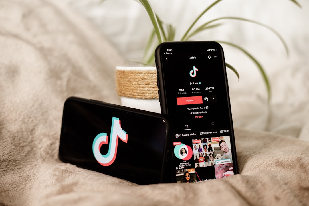 Third-Party vs Native TikTok Analytics: Which Dashboard Is Better for Creators and Brands?